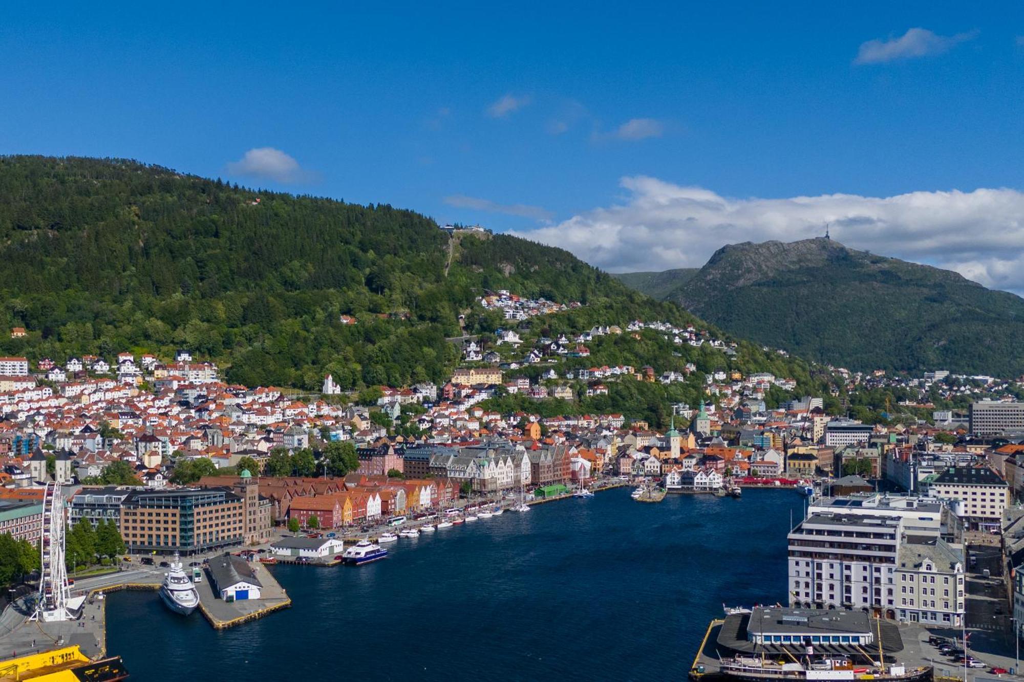 Апартаменты Bryggen // Floyen Living Берген Экстерьер фото